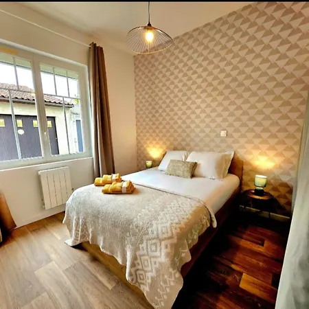 Appartement Elegant T2 Au Calme Avec Terrasse Et Climatisation à Angoulême Extérieur photo