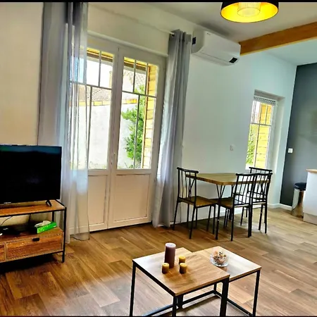 Appartement Elegant T2 Au Calme Avec Terrasse Et Climatisation à Angoulême Extérieur photo